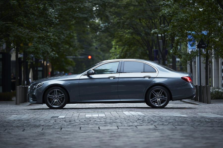  Mercedes-Benz E300 AMG Line (W213) 2016 года  (JP) (фото 11 из 14)